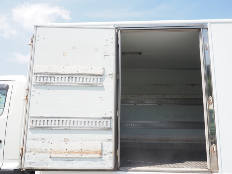 日野 冷凍バン レンジャープロ|中古トラックの販売・買取・査定のアイナビ