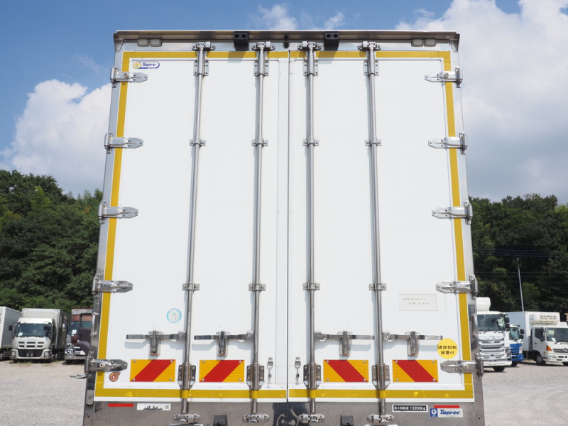 いすゞ 冷凍バン ギガ|中古トラックの販売・買取・査定のアイナビ