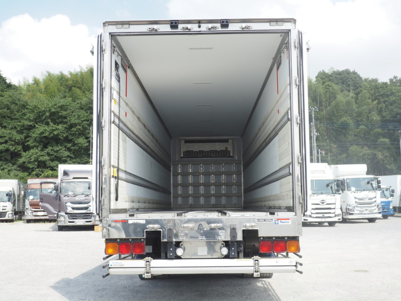 いすゞ 冷凍バン ギガ|中古トラックの販売・買取・査定のアイナビ