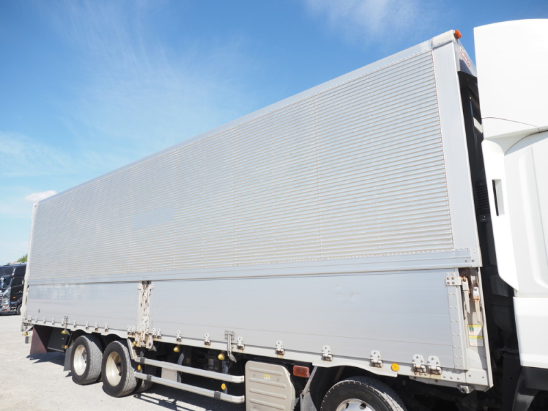 いすゞ ウイング車 ギガ|中古トラックの販売・買取・査定のアイナビ