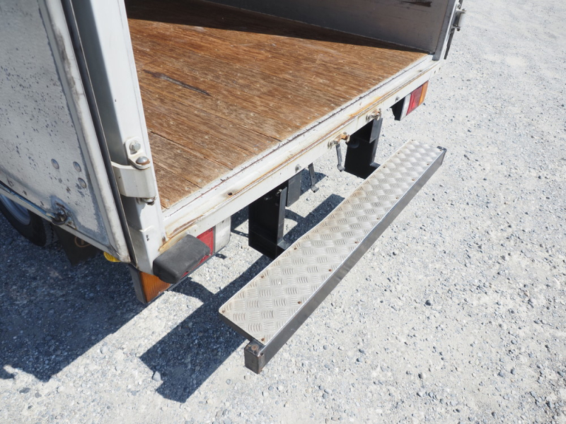 いすゞ バン車 エルフ|中古トラックの販売・買取・査定のアイナビ