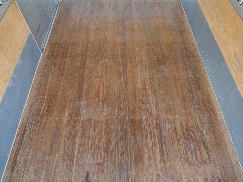 いすゞ バン車 エルフ|中古トラックの販売・買取・査定のアイナビ