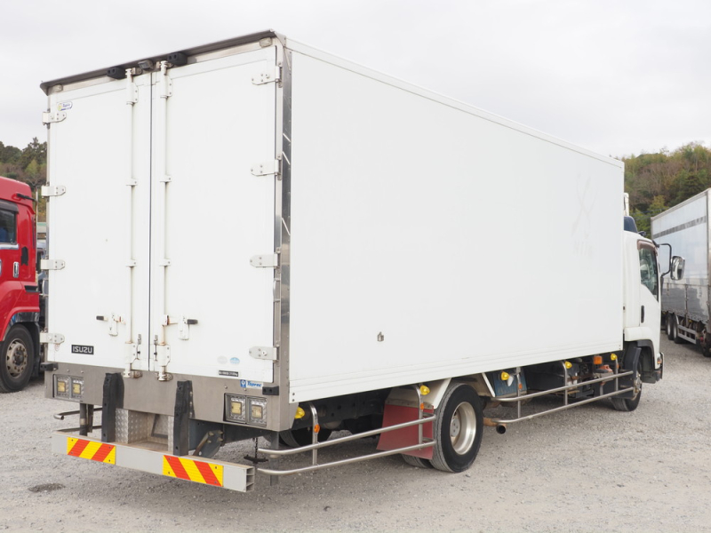 いすゞ 冷凍バン フォワード|中古トラックの販売・買取・査定のアイナビ