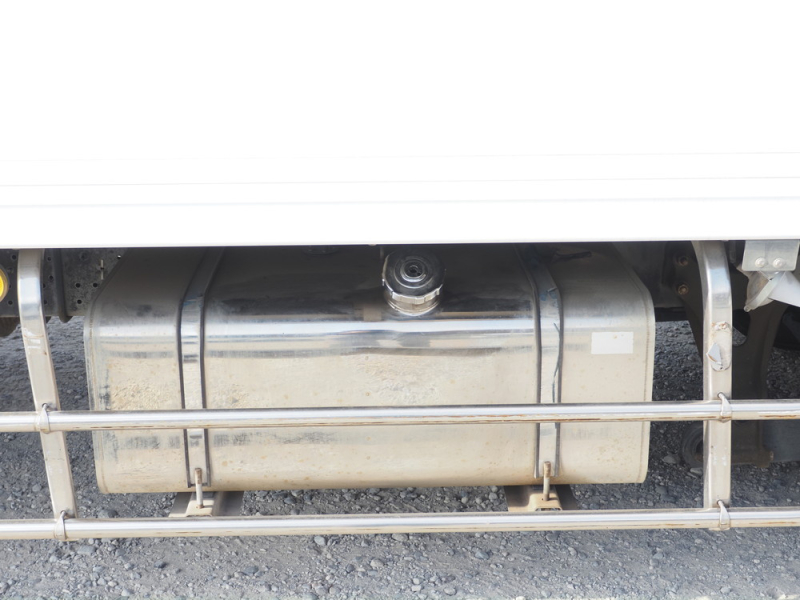 いすゞ 冷凍バン フォワード|中古トラックの販売・買取・査定のアイナビ