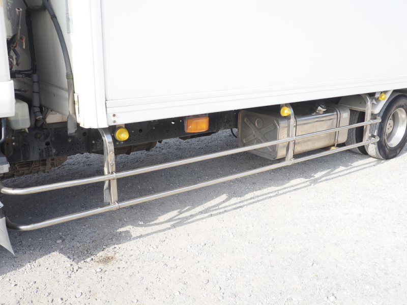 いすゞ 冷凍バン フォワード|中古トラックの販売・買取・査定のアイナビ