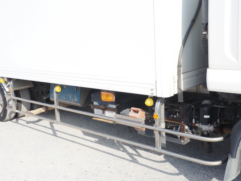 いすゞ 冷凍バン フォワード|中古トラックの販売・買取・査定のアイナビ