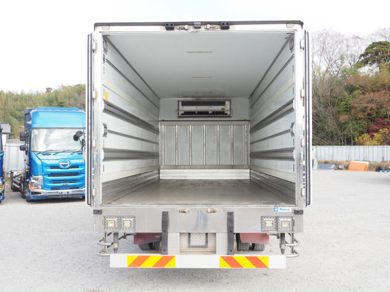 いすゞ 冷凍バン フォワード|中古トラックの販売・買取・査定のアイナビ