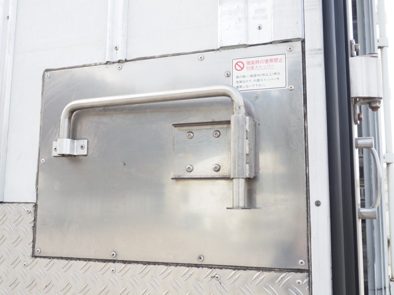 いすゞ 冷凍バン フォワード|中古トラックの販売・買取・査定のアイナビ