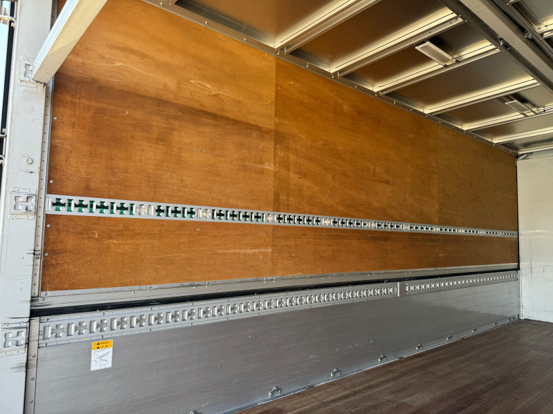 レンジャー|中古トラックの販売・買取・査定のアイナビ