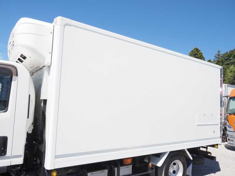 いすゞ 冷凍バン エルフ|中古トラックの販売・買取・査定のアイナビ