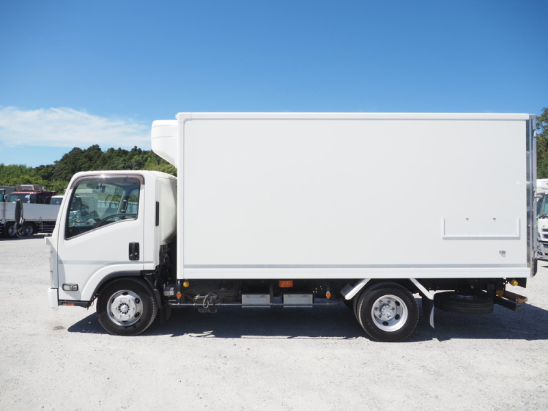 いすゞ 冷凍バン エルフ|中古トラックの販売・買取・査定のアイナビ
