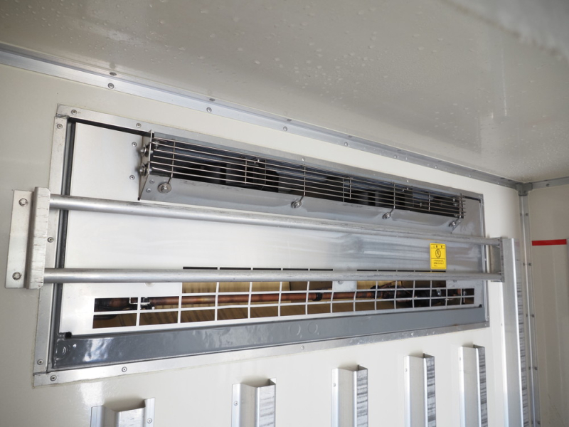 いすゞ 冷凍バン エルフ|中古トラックの販売・買取・査定のアイナビ