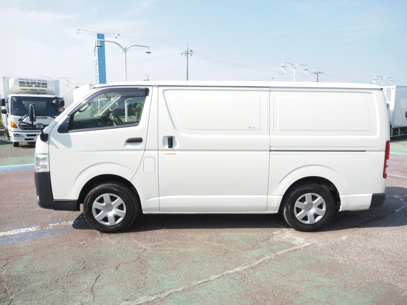 トヨタ 冷凍バン ハイエース|中古トラックの販売・買取・査定のアイナビ