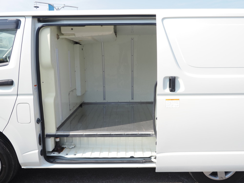 トヨタ 冷凍バン ハイエース|中古トラックの販売・買取・査定のアイナビ