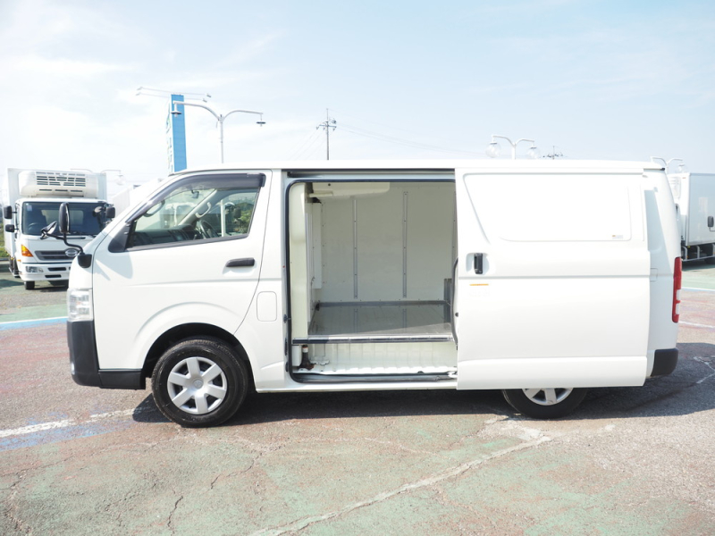 トヨタ 冷凍バン ハイエース|中古トラックの販売・買取・査定のアイナビ