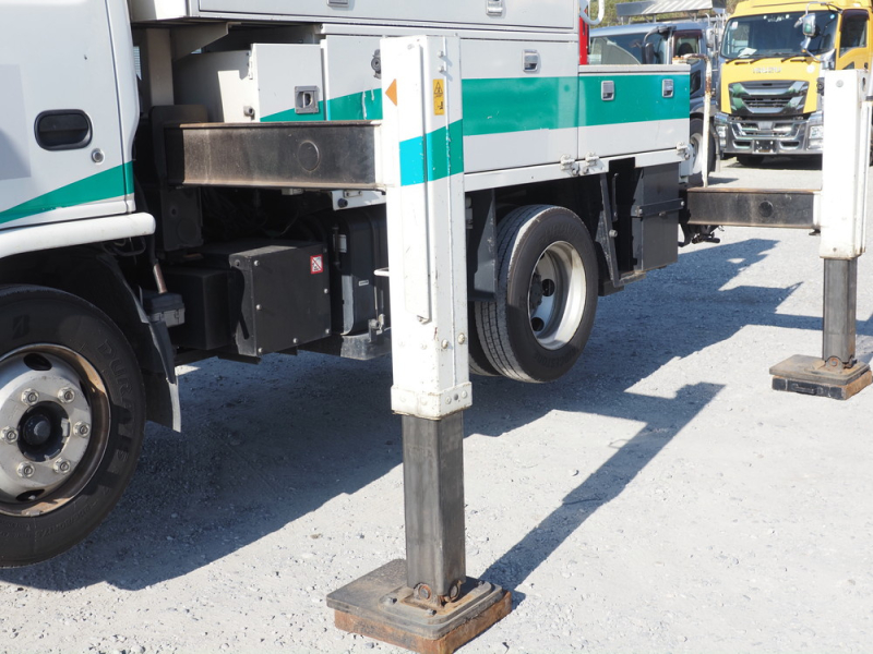 いすゞ 特殊車両 エルフ|中古トラックの販売・買取・査定のアイナビ