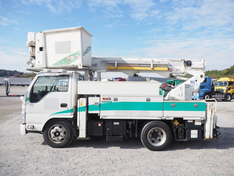 いすゞ 特殊車両 エルフ|中古トラックの販売・買取・査定のアイナビ