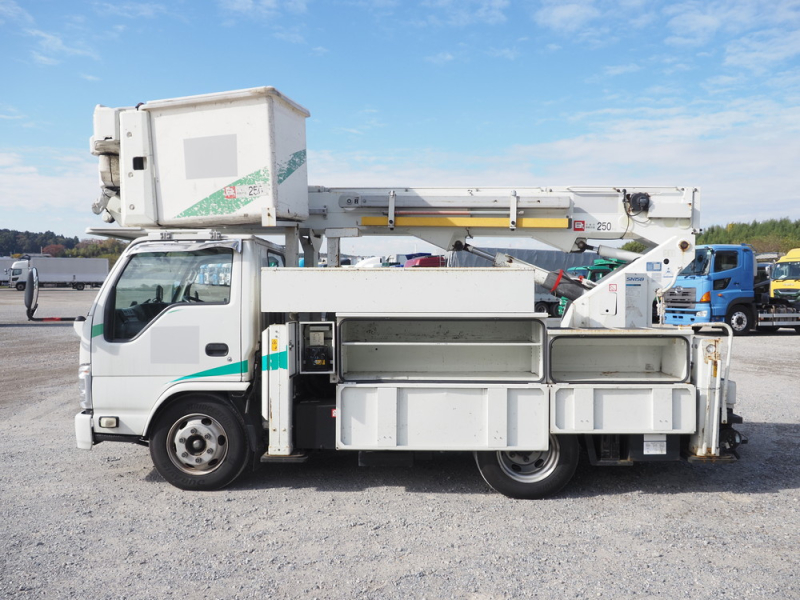 いすゞ 特殊車両 エルフ|中古トラックの販売・買取・査定のアイナビ