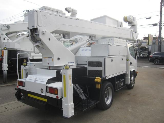 日野 特殊車両 デュトロ|中古トラックの販売・買取・査定のアイナビ