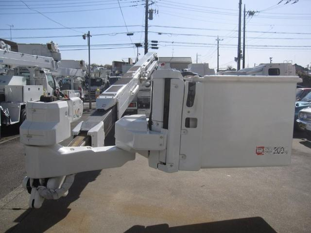 日野 デュトロ|中古トラックの販売・買取・査定のアイナビ