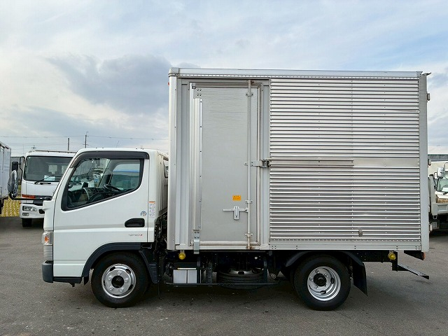 保証対象車両標準幅ショート左サイド扉ラッシングレール|中古トラックの販売・買取・査定のアイナビ