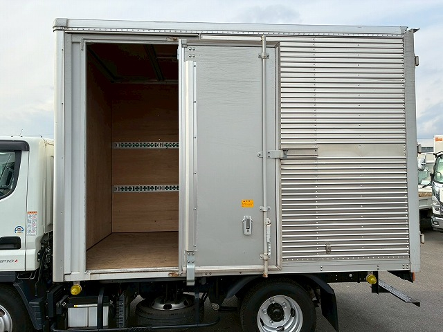 保証対象車両標準幅ショート左サイド扉ラッシングレール|中古トラックの販売・買取・査定のアイナビ