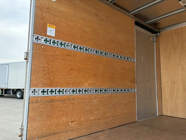 保証対象車両標準幅ショート左サイド扉ラッシングレール|中古トラックの販売・買取・査定のアイナビ