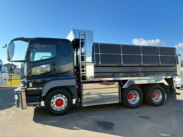 6×43軸2デフ380馬力7速MTマニュアル10t20t土砂ダンプ|中古トラックの販売・買取・査定のアイナビ