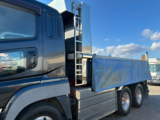 6×43軸2デフ380馬力7速MTマニュアル10t20t土砂ダンプ|中古トラックの販売・買取・査定のアイナビ