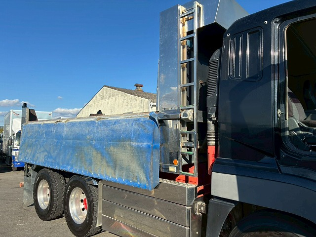 6×43軸2デフ380馬力7速MTマニュアル10t20t土砂ダンプ|中古トラックの販売・買取・査定のアイナビ