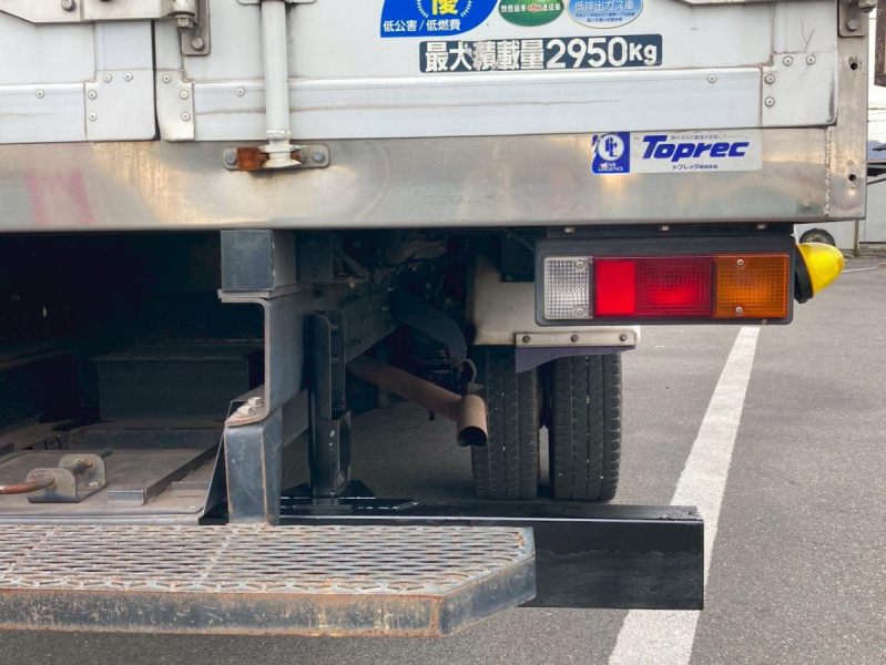 冷蔵冷凍車2.95トン積載低温ワイドロング2エバデュオニック|中古トラックの販売・買取・査定のアイナビ