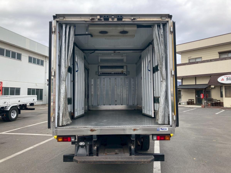 冷蔵冷凍車2.95トン積載低温ワイドロング2エバデュオニック|中古トラックの販売・買取・査定のアイナビ