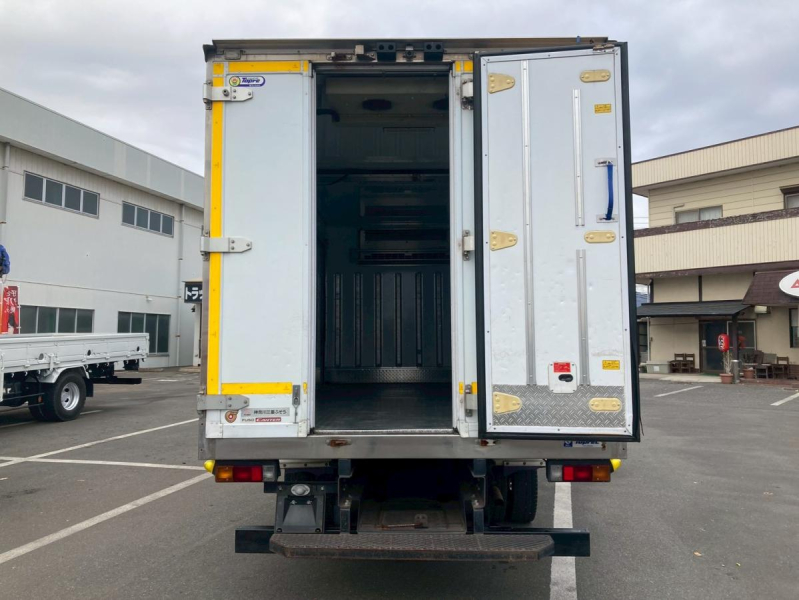 冷蔵冷凍車2.95トン積載低温ワイドロング2エバデュオニック|中古トラックの販売・買取・査定のアイナビ