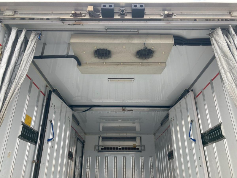 冷蔵冷凍車2.95トン積載低温ワイドロング2エバデュオニック|中古トラックの販売・買取・査定のアイナビ