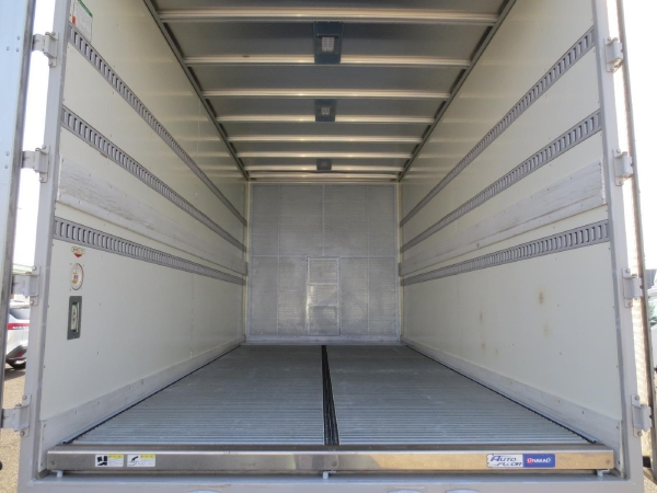 日野レンジャーワイドドライバン|中古トラックの販売・買取・査定のアイナビ