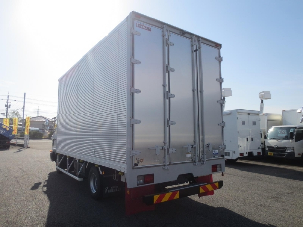 日野レンジャーワイドドライバン|中古トラックの販売・買取・査定のアイナビ