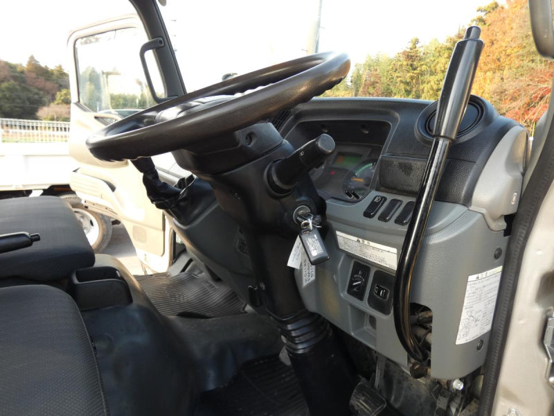 H30 キャンター 3トン ダンプ マニュアル ETC|中古トラックの販売・買取・査定のアイナビ