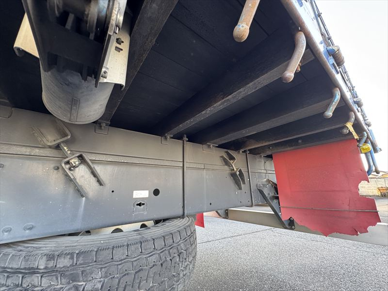 平ボディー L7.9m|中古トラックの販売・買取・査定のアイナビ