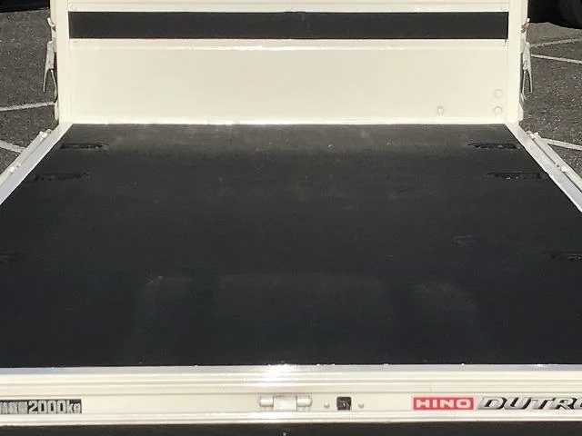 日野 平ボディ デュトロ|中古トラックの販売・買取・査定のアイナビ