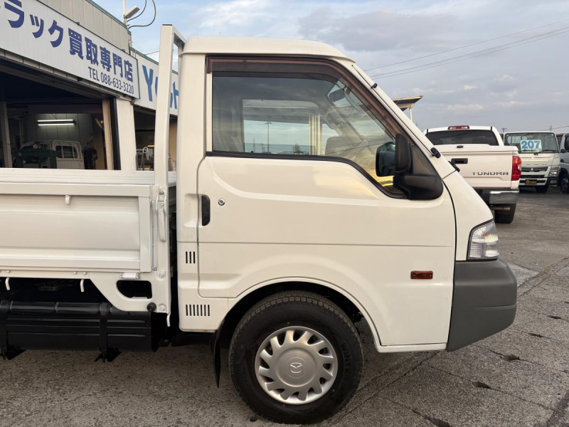 R2ボンゴトラック 1t 平ボディ 4WD|中古トラックの販売・買取・査定のアイナビ