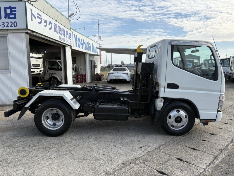 H19キャンター 脱着装置付コンテナ車 アームロール|中古トラックの販売・買取・査定のアイナビ