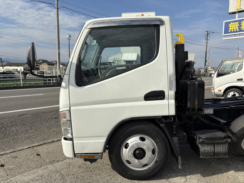 H19キャンター 脱着装置付コンテナ車 アームロール|中古トラックの販売・買取・査定のアイナビ