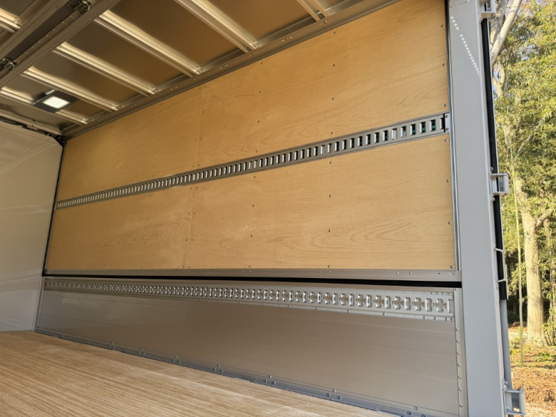 ワイドロング日本フルハーフ未使用車デジタルメーター|中古トラックの販売・買取・査定のアイナビ