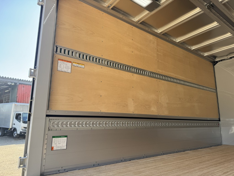 ワイドロング日本フルハーフ未使用車デジタルメーター|中古トラックの販売・買取・査定のアイナビ