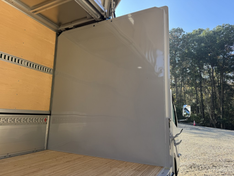 ワイドロング日本フルハーフ未使用車デジタルメーター|中古トラックの販売・買取・査定のアイナビ