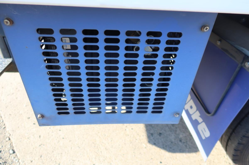 10尺冷蔵冷凍車 東プレ-5℃ スタンバイ付き|中古トラックの販売・買取・査定のアイナビ