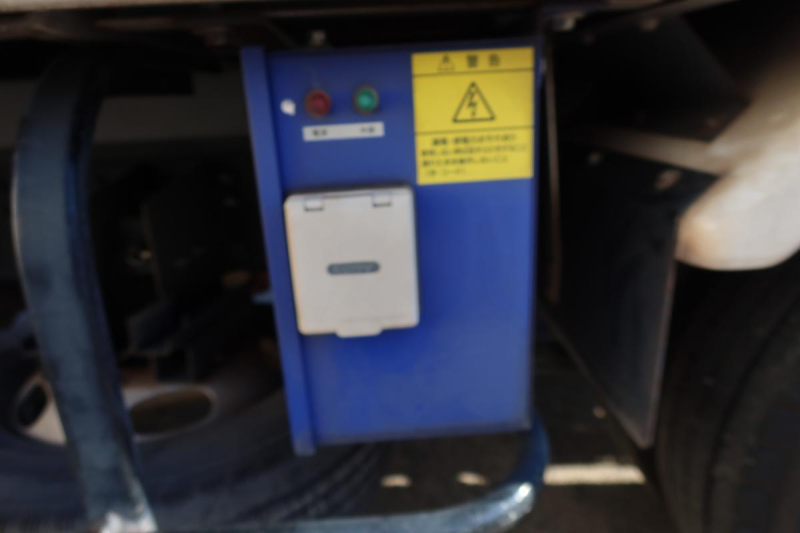 10尺冷蔵冷凍車 東プレ-5℃ スタンバイ付き|中古トラックの販売・買取・査定のアイナビ