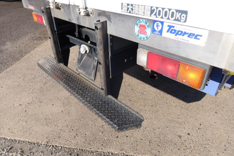 10尺冷蔵冷凍車 東プレ-5℃ スタンバイ付き|中古トラックの販売・買取・査定のアイナビ