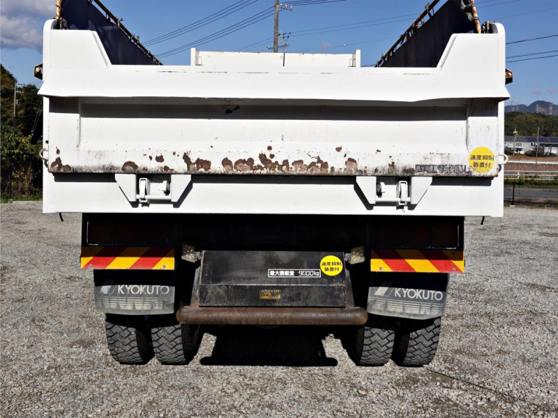 積載9t大型ダンプ|中古トラックの販売・買取・査定のアイナビ