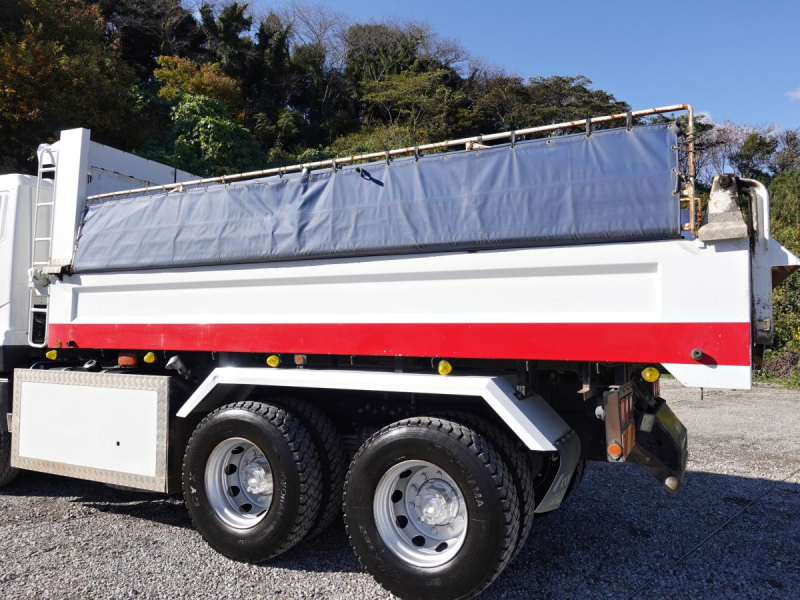 積載9t大型ダンプ|中古トラックの販売・買取・査定のアイナビ